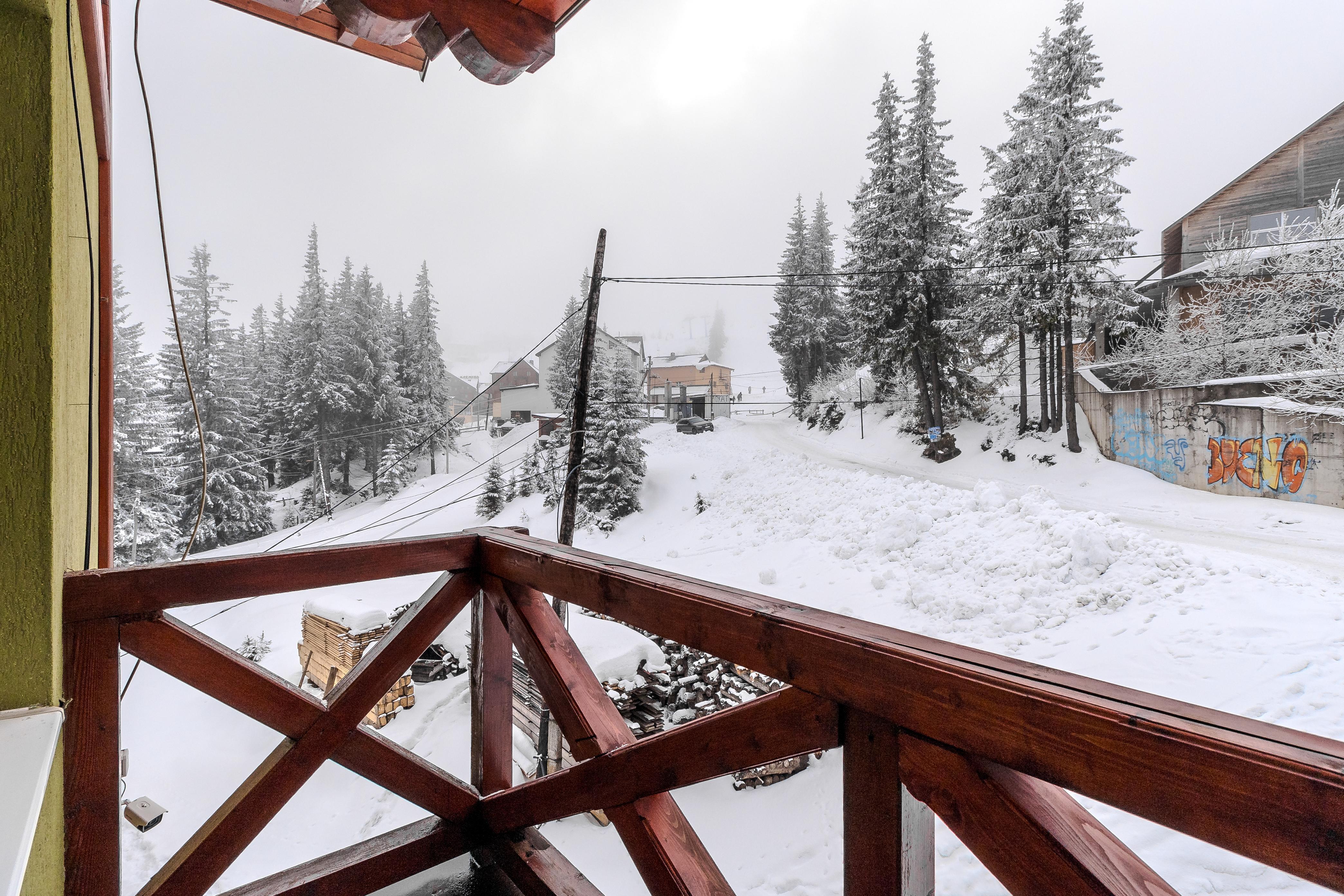 Robert Hotel Dragobrat Zewnętrze zdjęcie